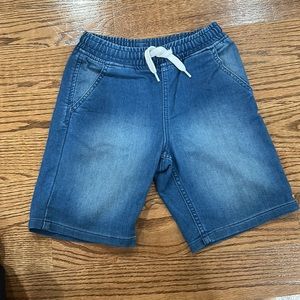 Jeans shorts size 7/8 kids new